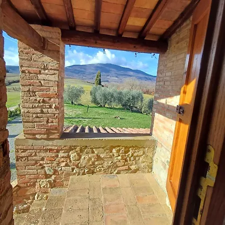 Il Pomerio - With Pool & Panoramic View Vakantiehuis